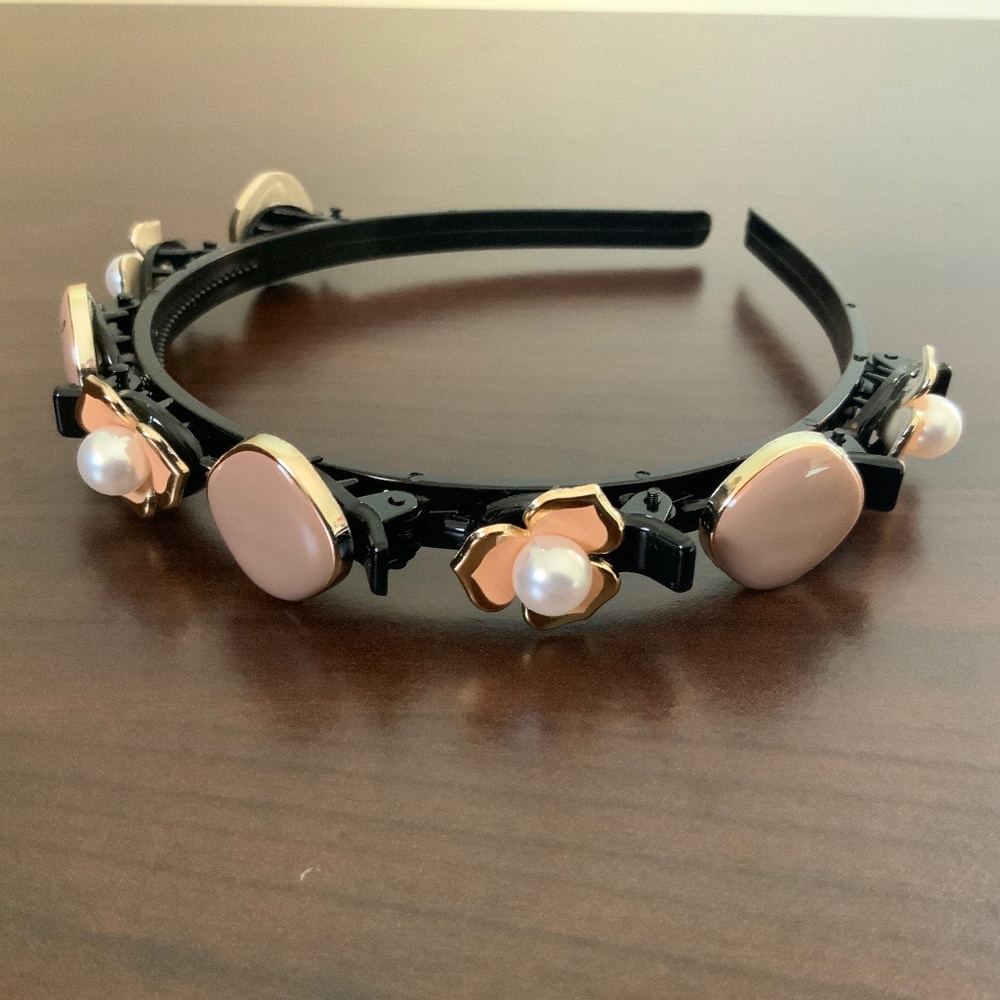 Hair clip band
